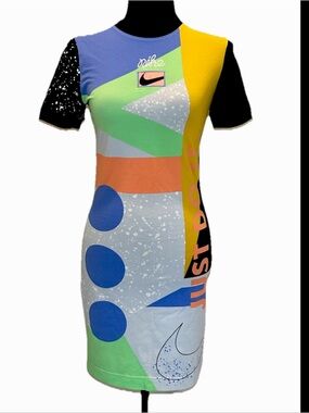 NIKE Retro Mini Dress Short T-shirt Dress
